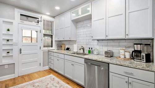 Elegant 3BR Oasis in Dundee Close to Downtown - Foto 5