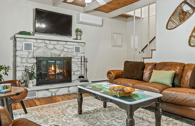 The Four Seasonal by Avantstay Hot Tub Spacious Deck Fire Pit - Foto 7