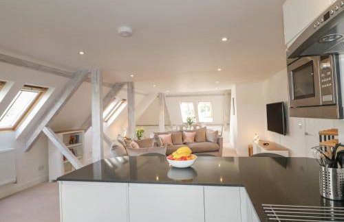 Stores & Supplies - Foto 6