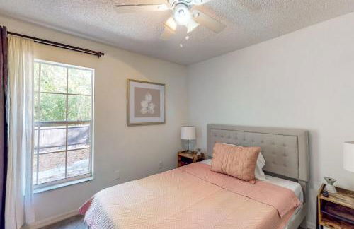 Families with Pets! Home Near Orlando Theme Parks - Photo 15