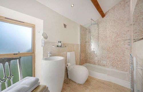 country retreat, long term stays hot tub - Photo 18