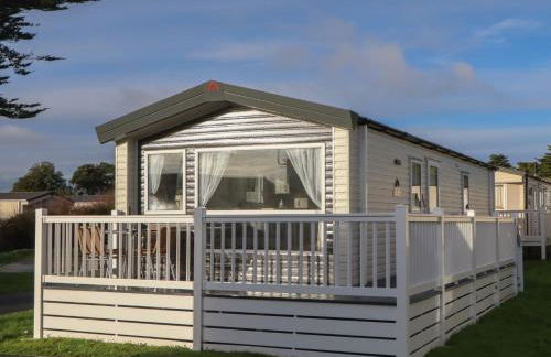 Caravan B61 at Landscove Holiday Park - Photo 1
