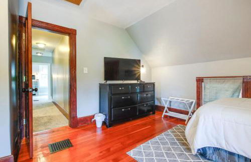 3 Mi to Road America Spacious Elkhart Lake Home! - Foto 19