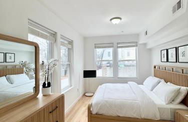 The Signature Modern Flat - Photo 6