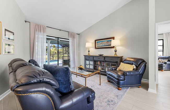 Beautiful Private Pool Home In-between Fort Myers Beach And Sanibel Island 3 Bedroom Home by RedAwning - Photo 10