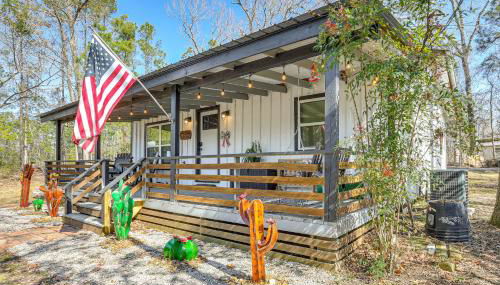 Fish Sam Rayburn! Secluded Cabin with Deck and Grill - Foto 2