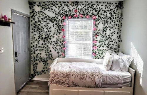 SuperValue Suite #8 @ East End Revitalized - Foto 11