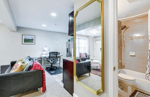 Pet-Friendly DC Area Condo with Yard! - Foto 9