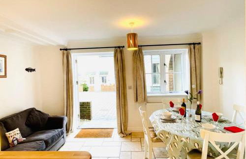 Centrally located "Spring Cottage" Perfect Ventnor Holiday Home - Foto 3