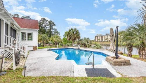 Paradise on Ocean Waterway Huge 5000 sq ft w Private Pool, Boat Dock, Grand Piano, Game Tables, BBQ, 1 acre Yard, Crib, Sleeps 34 - Foto 3, Garden, sunbed, Garden view