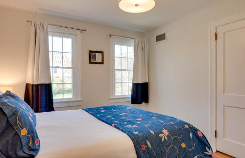 Charming Farmhouse Walk to Village and Trails! - Foto 23