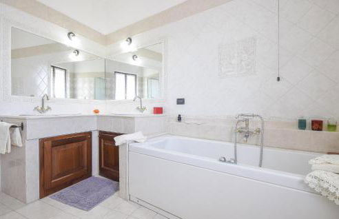 2 Bedroom Awesome Home In Vado Ligure - Foto 22