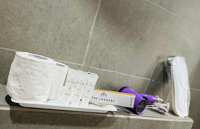 The Lodgers Luxury Studio Apartment In front of Artemis Hospital - Foto 13