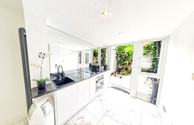 Charming 2-bed House in London - Foto 9