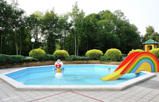 Holiday Home in Netherlands Pond View - Photo 13