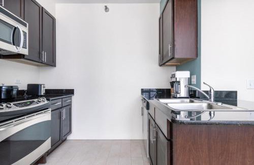 Loop Studio w Pool Gym nr Theatre District CHI-248 - Photo 5