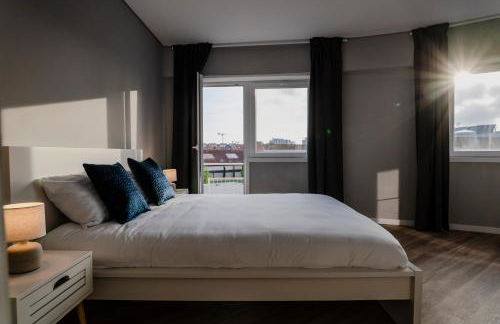 3BR Flat by Casa da Música, Central, Sleeps 6, 2D - Foto 14