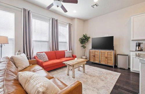 NEW! The Courtland, 2 Car Garage - Foto 9