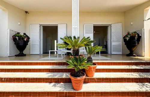 Villa Nauna - Beachfront Villa with Garden & Sea-View Terrace Santa Caterina - Marea Stays Collection - Foto 35