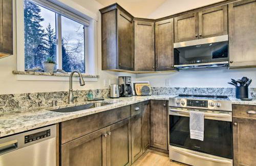 Family-Friendly Packwood Retreat with Deck! - Foto 11