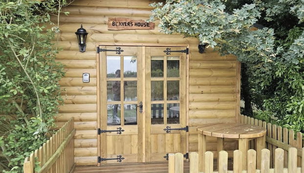 Inviting 1-bed Cabin in Newmarket - Foto 2, Imagen principal