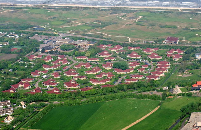 Bungalow in Zeeland Near Sandy Beaches - Photo 30