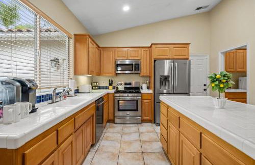 Explore Ramonas Vineyards Tranquil Home with Yard - Foto 11