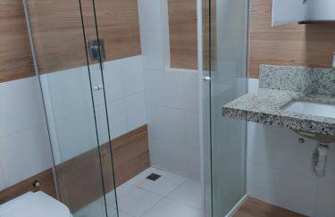 Ótimo apartamento sobreloja com wifi e estacionamento incluso - Foto 19