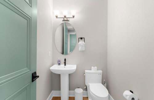 NEW! Manatee Dreams, Pool & Boat Slip, Min to AMI! - Foto 13