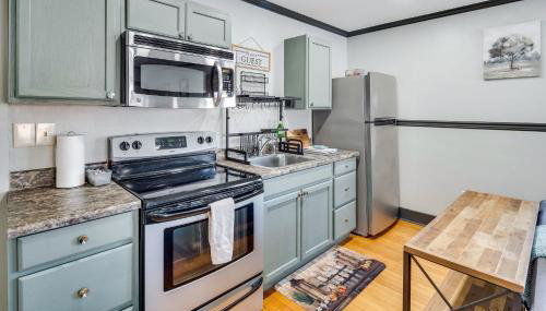 Bright Brevard Home Near Downtown and Trails - Foto 2