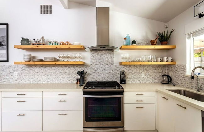 Mid-century Gem w Secret 4th Bedroom Near Downtown - Foto 13