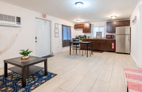 COZY Private Apts in Hollywood By Hard Rock Casino! - Foto 26