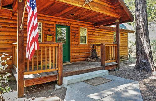 Hot Tub, Deck & Trail Access: Shaver Lake Cabin - Photo 3