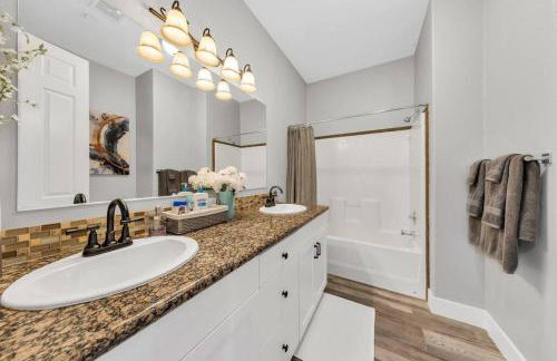 Luxe & Comfy Vineyard Estate ~ Breathtaking Views! - Foto 13