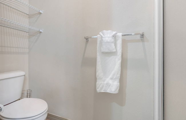 The Gathering Place - Minutes to 61-acre Theme Park - Photo 13