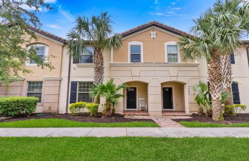 Townhome with Private Pool, BBQ & FREE Waterpark - Photo 80