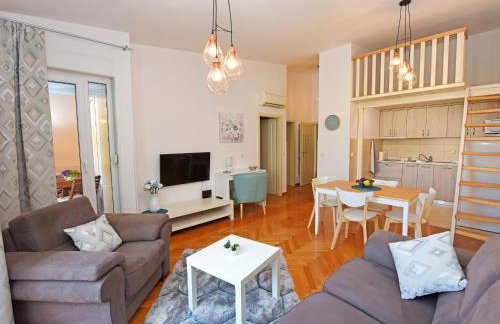 Apartment Dora near Sea and Center with Private Garage - Foto 27