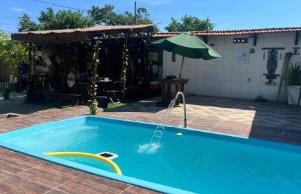 Casa de Veraneio Grande com Piscina, Churrasqueira e 4 quartos - Foto 53