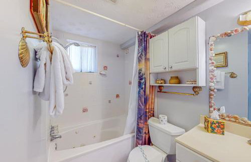 Oceanview condo with pool, beach access, jetted tub, W/D, & AC - Foto 12