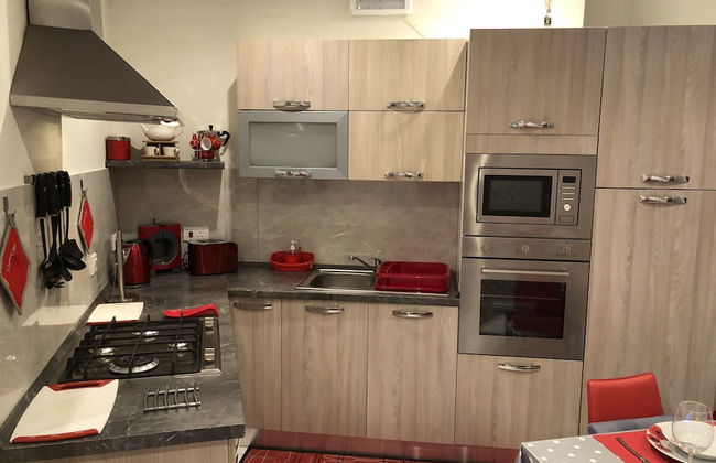 "1. Sea View Luxury 2 Bed Penthouse Close to Beach!" - Photo 9