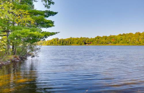 Waterfront Mercer Cabin with Wraparound Porch! - Foto 20