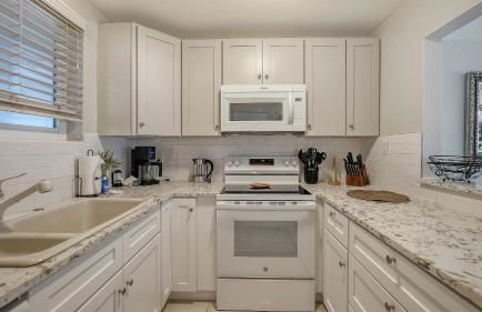 King Bed - Walk to St. Armand's Circle and Lido Beach in Minutes! - Foto 41