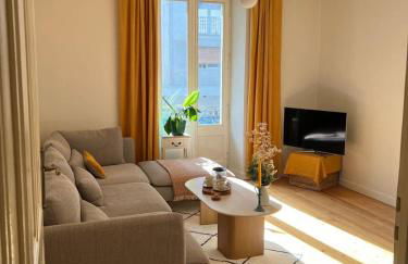 Entire Apartment or Private Rooms, Minutes from Geneva, Excellent Location - Photo 1