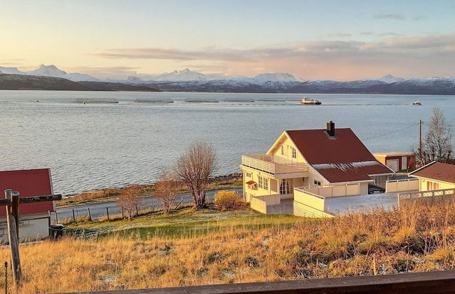 6 Person Holiday Home in Finnsnes-by Traum - Foto 1