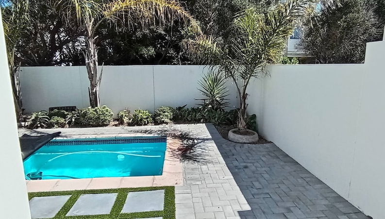 Relax in Style at La Kruger Blue, Langebaan's Premier Holiday Home - Foto 1, Profilbild