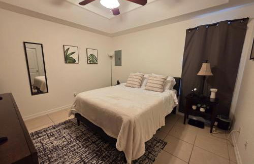 Cozy Apartment Near University Dr - Foto 13