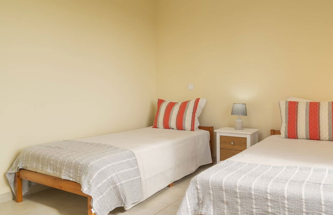 Family Vacation on Golden Island, La Maison Dorée - Foto 2