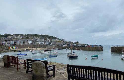Sweet Caroline - luxury studio stone’s throw from Mousehole harbour - Photo 11