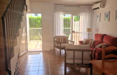 Primera Línea de Playa Casa adosada La Balconera - Foto 4