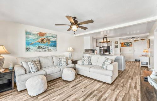 Oceanfront St Helena Island Condo with Beach Access! - Foto 3